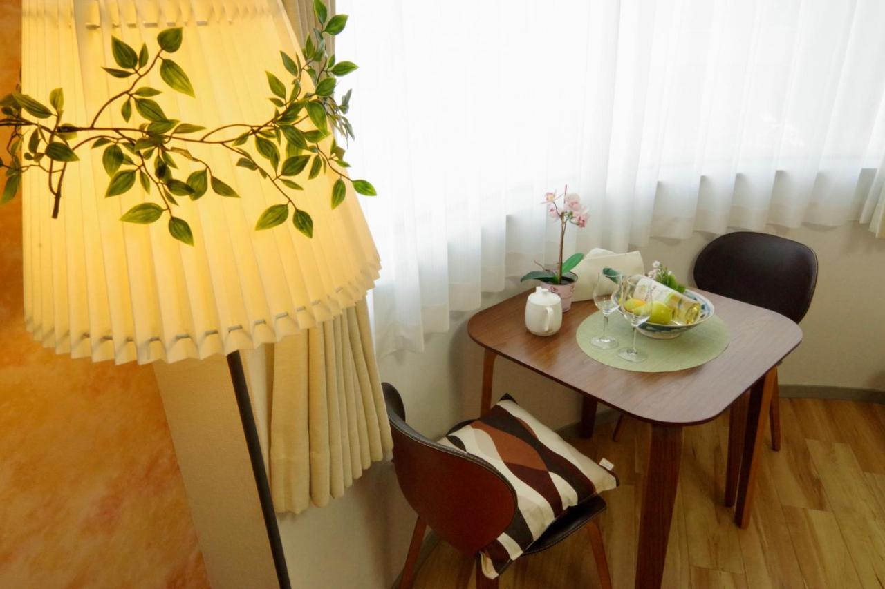 Nippombashi Art Hotel 602 Osaka Exterior photo